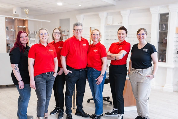 Das Team von Di Noto Augenoptik Hörakustik und Kosmetik